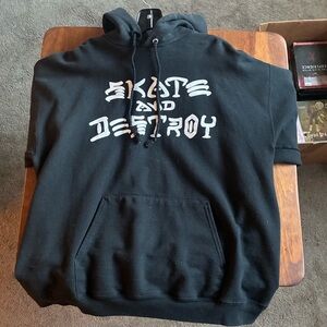 Thrasher Magazine Skate and Destroy Hoodie Large